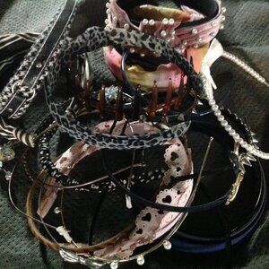**Sale** Lot of 23 Girls/Ladies Headbands